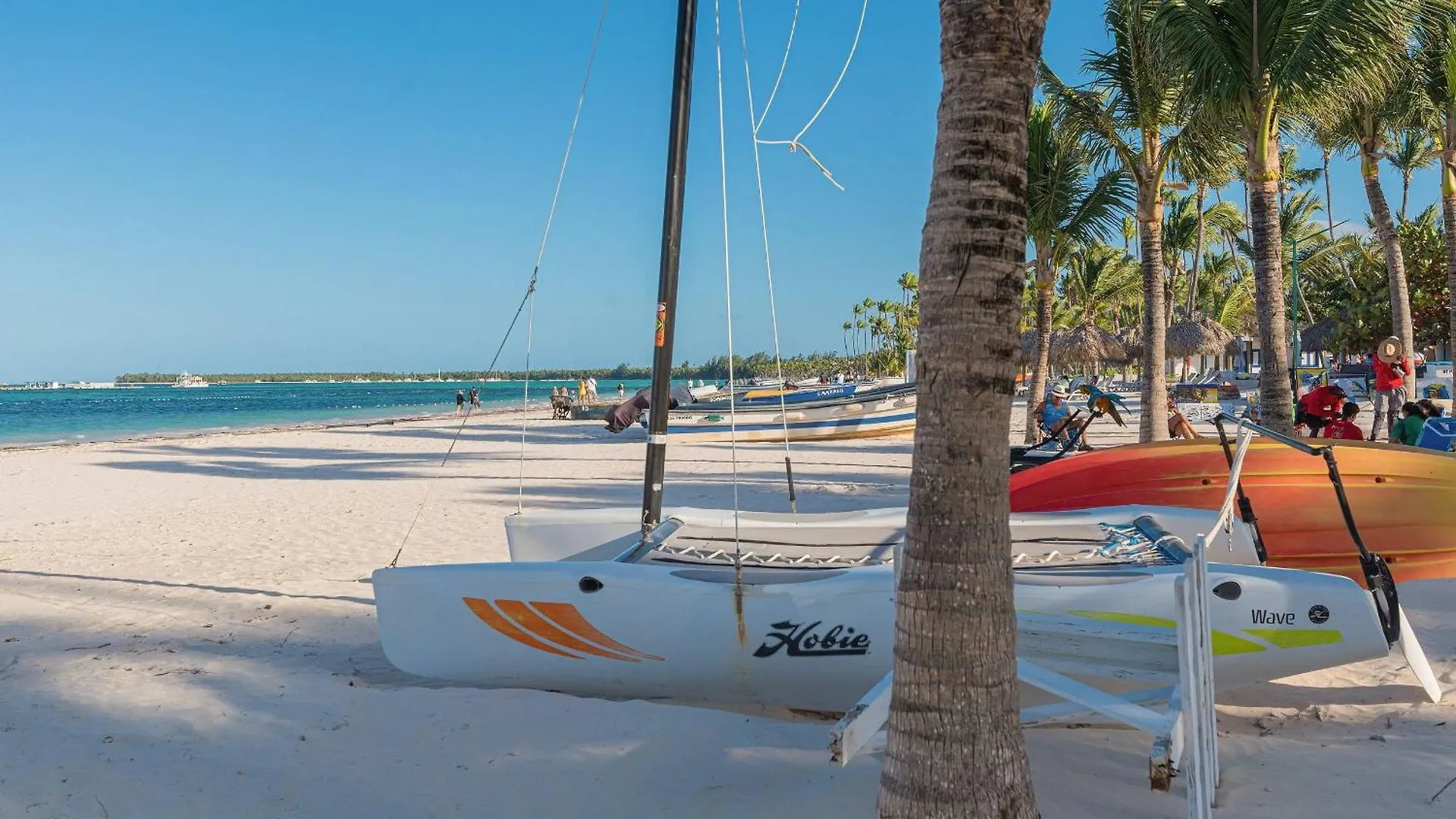 Primer Piso Con Piscina Y Cerca De La Playa Punta Cana Dominican Republic