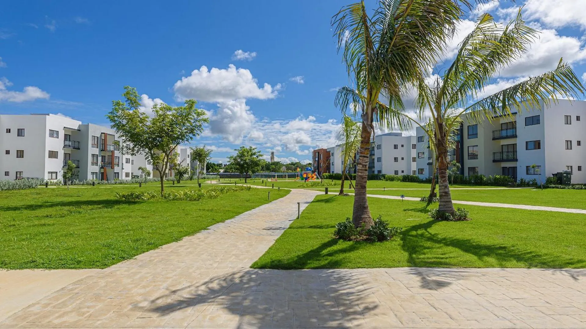 Primer Piso Con Piscina Y Cerca De La Playa Punta Cana